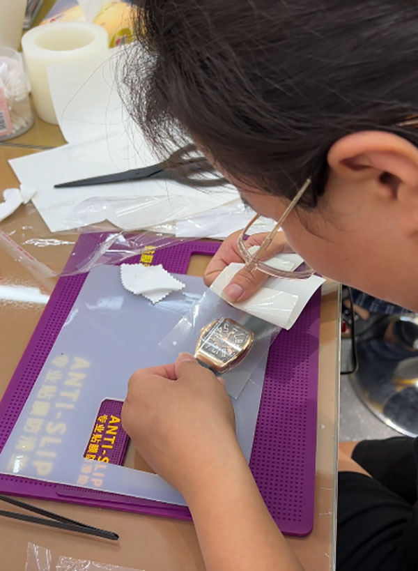 手表防护需求持续上涨！贴膜小子手表贴···